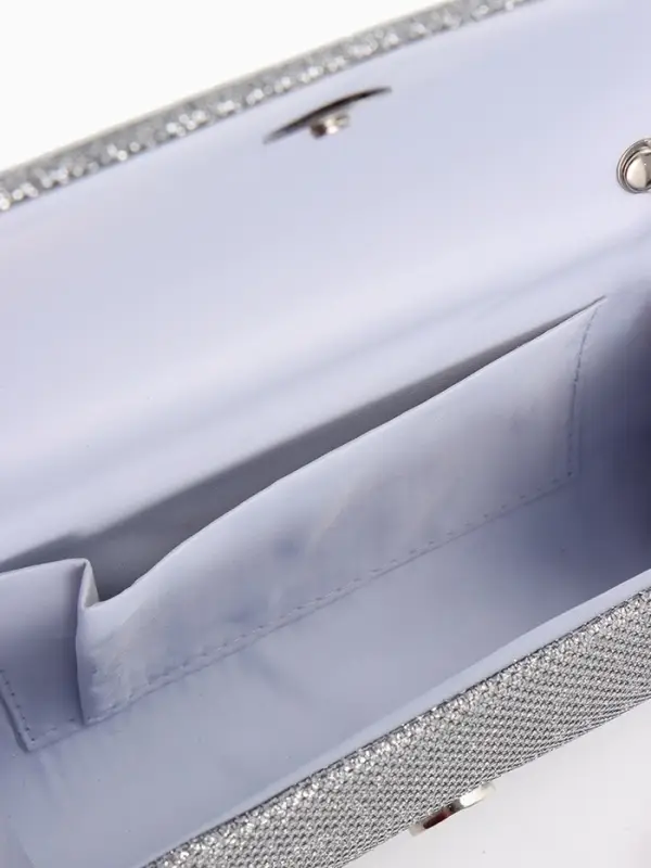 Сумка-клатч женская на магните, на серебристой цепочке, блестящая, светло-серебристая