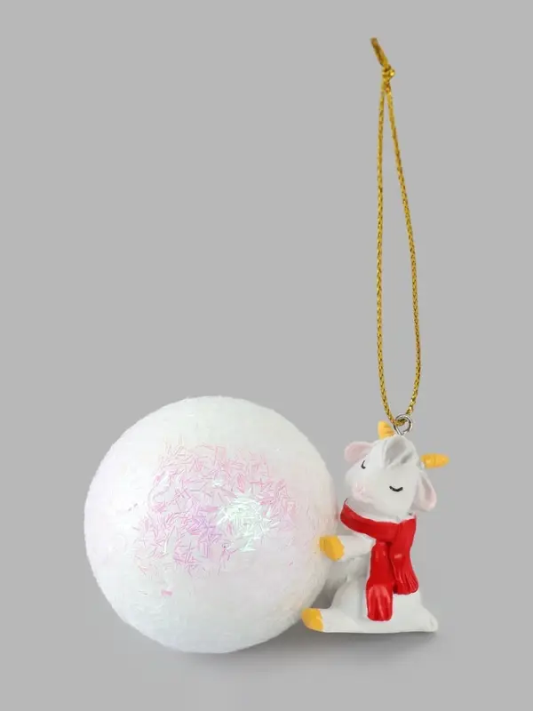 Ёлочная игрушка &laquo;Козлик с шарфом&raquo; на шаре, диам. шара 4.5 см
