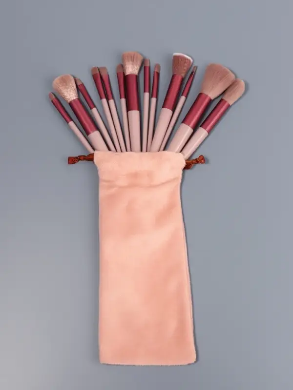 Набор кистей для макияжа PASTEL BLUSH, 13 шт., 10/22 (&plusmn;1) см, сиреневый