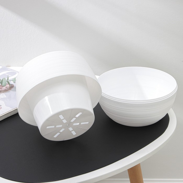 Горшок для цветов с поддоном «Дуэт», 1.5 л, пластиковый, белый Горшок для цветов с поддоном «Дуэт», 1.5 л, пластиковый, белый