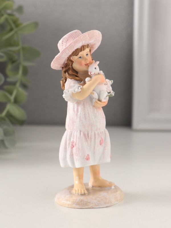 Сувенир полистоун  Сувенир полистоун "Девочка с кроликом и цветами, в шляпке" розовый 5х4,5х12 см