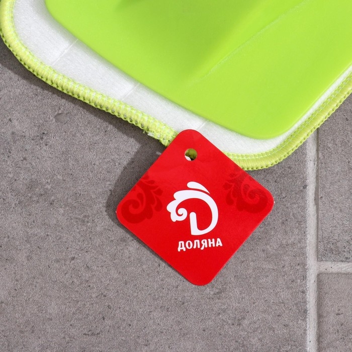 Швабра для мытья пола с распылителем и щёткой Доляна, насадка из микрофибры 41×14 см, стальная ручка 120 см, цвет МИКС Швабра для мытья пола с распылителем и щёткой Доляна, насадка из микрофибры 41×14 см, стальная ручка 120 см, цвет МИКС