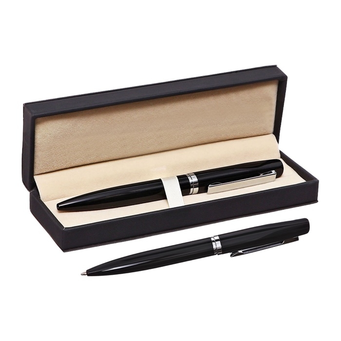 Ручка подарочная шариковая в кожзам футляре поворотная Люкс корпус черный/серебро Ручка подарочная шариковая в кожзам футляре поворотная Люкс корпус черный/серебро
