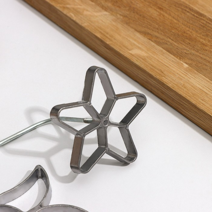 Набор форм для хвороста Доляна, 4 шт, d=7 см, цвет серебристый Набор форм для хвороста Доляна, 4 шт, d=7 см, цвет серебристый