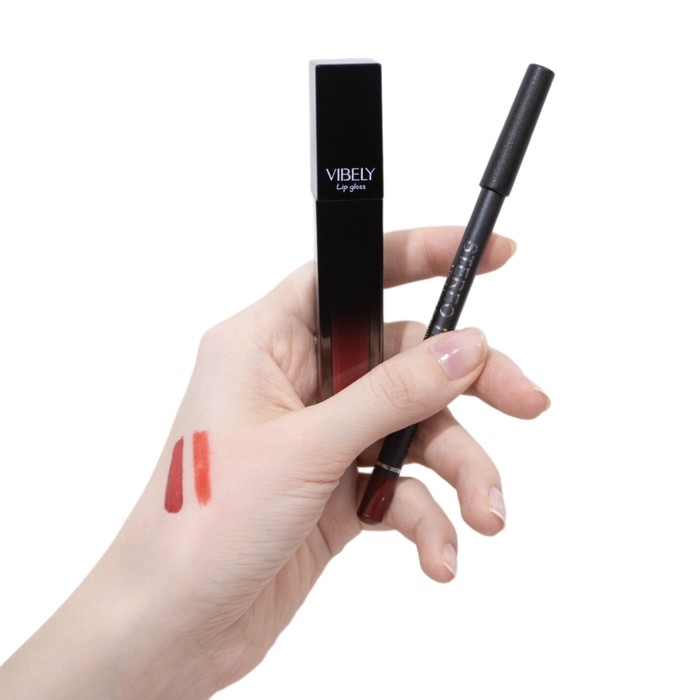 Премиальный набор для макияжа губ Премиальный набор для макияжа губ