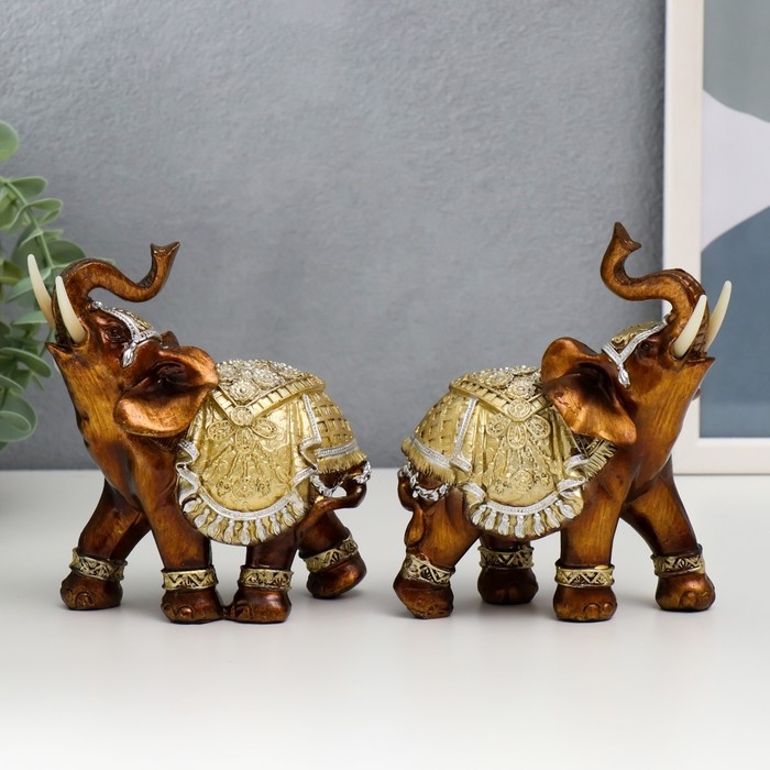 Сувенир полистоун Сувенир полистоун "Карамельный слон в золотой попоне с киточками" МИКС 12,3х6х14 см