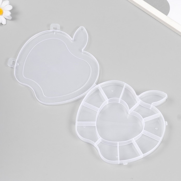 Шкатулка пластик для мелочей Шкатулка пластик для мелочей "Яблочко" прозрачная 12 отделений 16,5х15,5х2,5 см