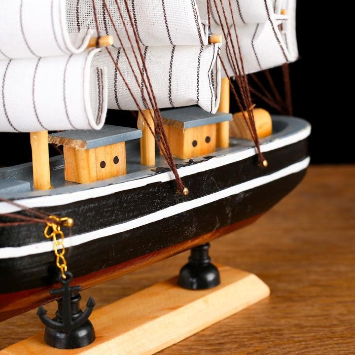 Корабль сувенирный средний «Ганимед», Корабль сувенирный средний «Ганимед»,