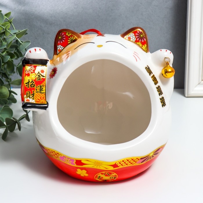 Сувенир подставка керамика Сувенир подставка керамика "Манэки-нэко со свитком и колокольчиком" МИКС 21х16х20 см