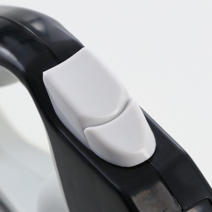 Рулетка Рулетка "Пижон" светоотражающая, 8 м, до 50 кг, трос, прорезиненная ручка, белая