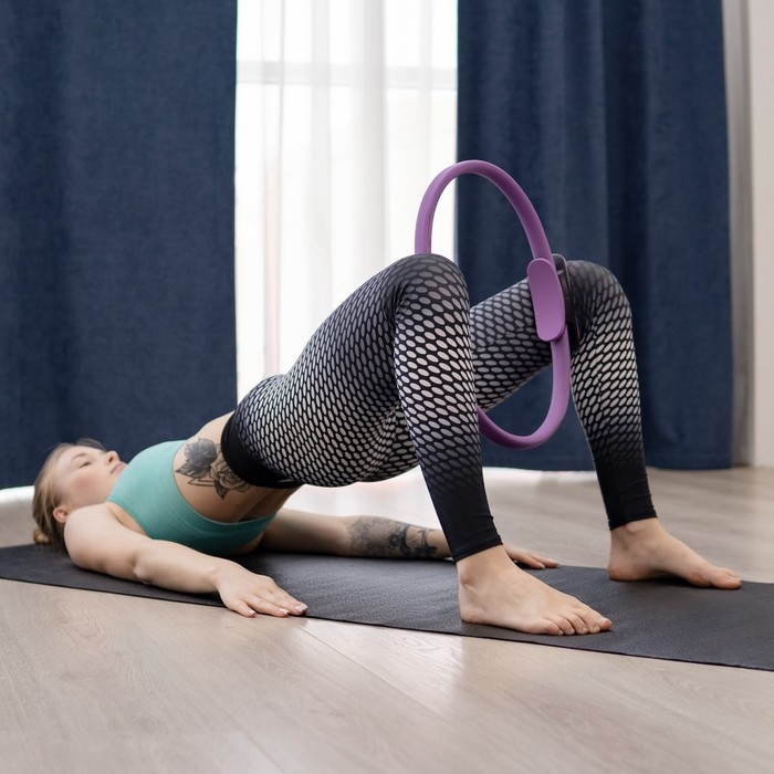 Кольцо для пилатеса ONLYTOP, d=37 см, цвет фиолетовый Кольцо для пилатеса ONLYTOP, d=37 см, цвет фиолетовый