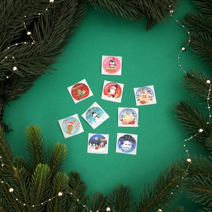 Новый год. Наклейки новогодние в рулоне Новый год. Наклейки новогодние в рулоне "Весёлый новый год", 500 шт, 2,5 х 2,5 см.