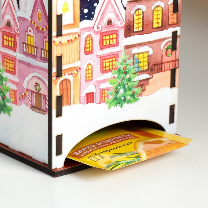 Новогодний чайный домик  Новогодний чайный домик "С Новым годом" 20х10,5х9.5 см