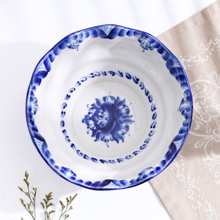 Салатник «Семья», большой, 21×21×13 см, гжель