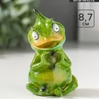 Фигурка полистоун лак &laquo;Хамелеон показывает сердечко лапками&raquo;, зелёный, 6&times;5.3&times;8.7 см