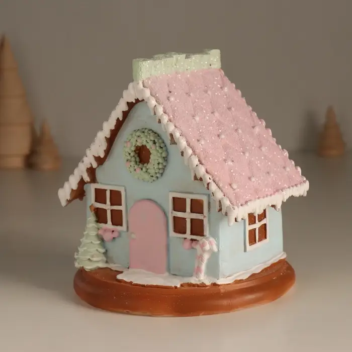 Фигурка светящаяся &laquo;Пряничный домик с ёлочкой&raquo;, зефирный, 12.5&times;12.5&times;12.5 см