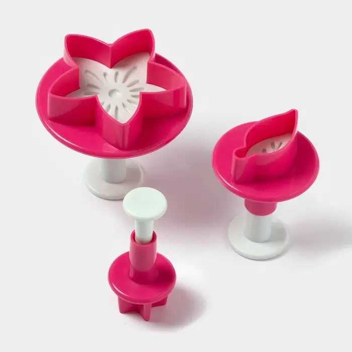 Плунжеры кондитерские Доляна &laquo;Цветок. Листок. Звёздочка&raquo;, набор 3 шт., пластик, розовые