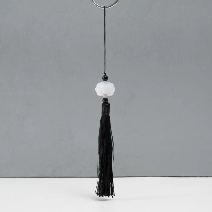 Подвеска текстиль, пластик "Кисть. Лотос" чёрная 1,2х2,7х14,5 см