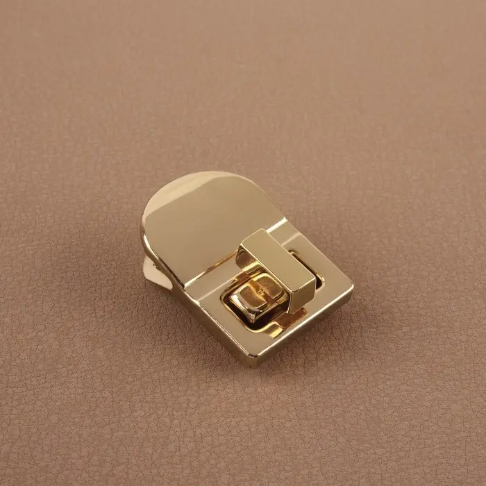 Застёжка для сумки, 2,3 × 3,5 см, цвет золотой Застёжка для сумки, 2,3 × 3,5 см, цвет золотой