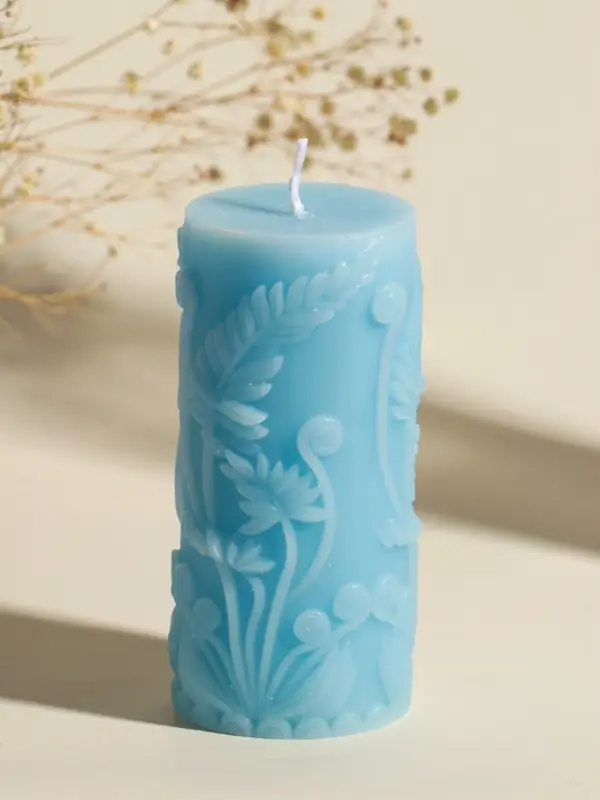 Свеча интерьерная Свеча интерьерная "Столбик. Экзотические растения" нежно-голубая 5х5х11,7 см