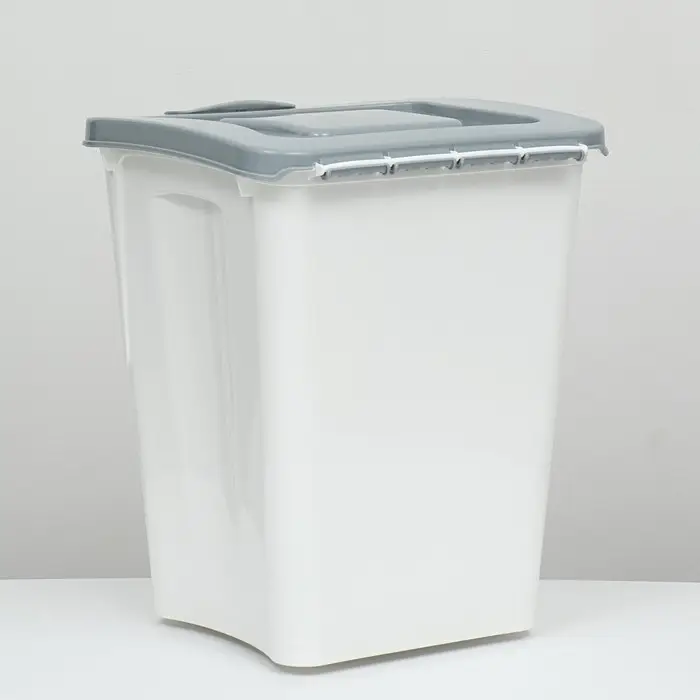 Контейнер для корма, 36 л, серый Контейнер для корма, 36 л, серый