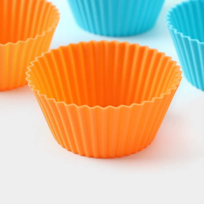 Форма для выпечки Доляна «Силикон плюс», 27×18,5 см, 6 ячеек, силиконовые вкладки, антипригарное покрытие, цвет формочек МИКС Форма для выпечки Доляна «Силикон плюс», 27×18,5 см, 6 ячеек, силиконовые вкладки, антипригарное покрытие, цвет формочек МИКС