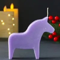 Декоративная свеча новогодняя &laquo;Лошадка&raquo;, 10.5&times;10 см, фиолетовый