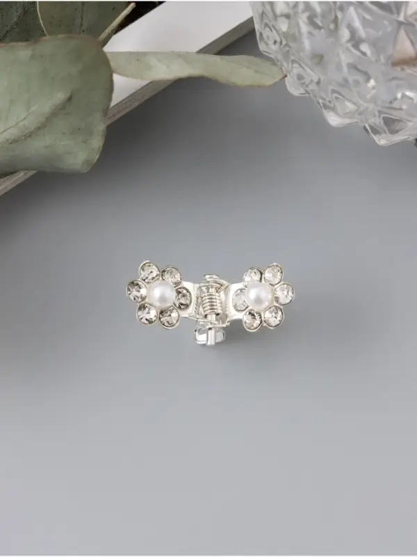 Крабик для волос«Мини», блеск цветок, 1 см, серебро Крабик для волос«Мини», блеск цветок, 1 см, серебро