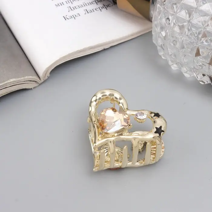 Крабик для волос &laquo;Эйвери стиль&raquo;, сердце, 3 см, золотистый