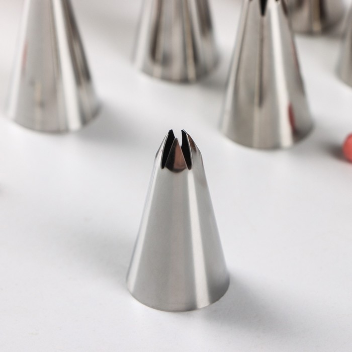 Набор насадок кондитерских Доляна, d=1,8 см, 6 шт, форма МИКС Набор насадок кондитерских Доляна, d=1,8 см, 6 шт, форма МИКС