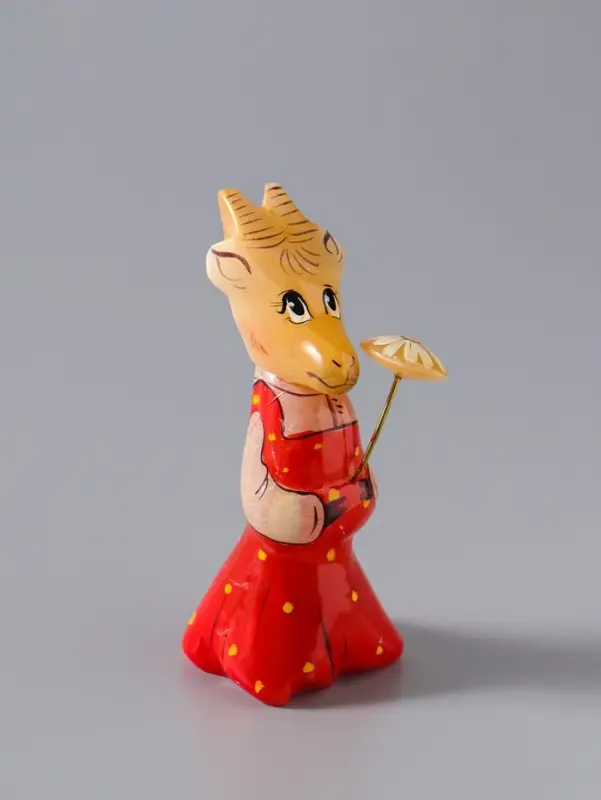 Фигурка &laquo;Коза с цветком&raquo;, 8.5&times;3.5 см, селенит, МИКС