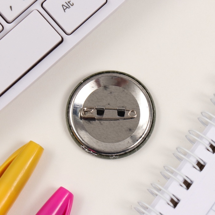 Значки закатные набор 3 шт d=25 мм d=35 мм "Олень с золотыми рогами" 7х7 см