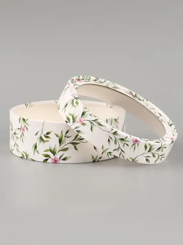 Коробка подарочная с окном With love, 16&times;16&times;5 см, круглая