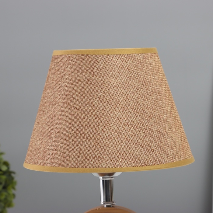 Лампа настольная с фоторамкой 9,8х9,8см (акрил на магнитах) 20х20х35см Лампа настольная с фоторамкой 9,8х9,8см (акрил на магнитах) 20х20х35см