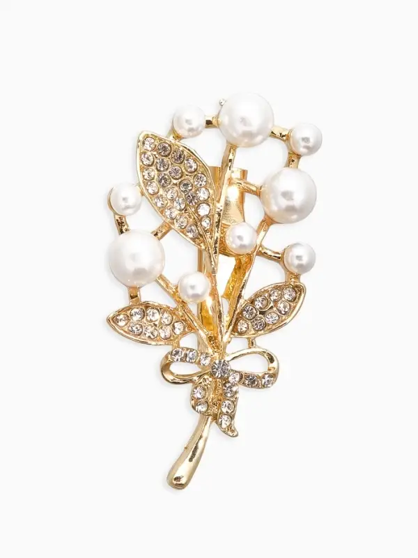 Брошь &laquo;Ветка&raquo;, жемчужных ягод, белая в золоте