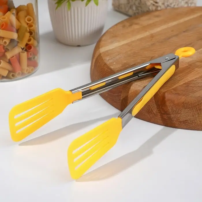 Щипцы кулинарные Доляна «Лопатка», 25×5 см, цвет жёлтый Щипцы кулинарные Доляна «Лопатка», 25×5 см, цвет жёлтый