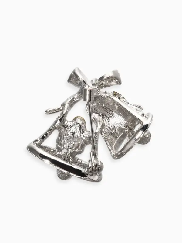 Брошь &laquo;Колокольчики&raquo;, белая в серебре