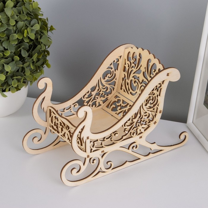 Шкатулка-сани  Шкатулка-сани "Узоры" 21х14х10 см