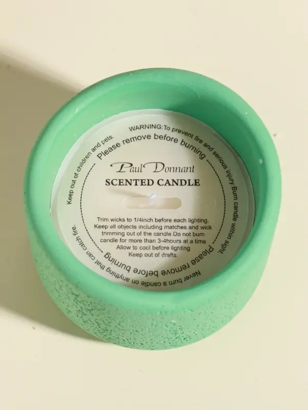 Свеча в подсвечнике вулканическом &laquo;Изгиб&raquo;, мятная, 8.3&times;8.5&times;7 см