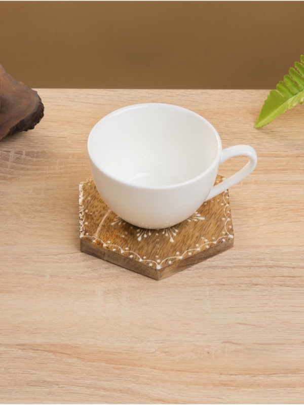 Подставка под горячее (набор 4 шт)  Подставка под горячее (набор 4 шт) "Пряник" дерево манго 15х13х5 см