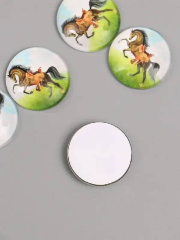 Кабошон стекло для творчества Кабошон стекло для творчества "Круг. Акварель. Богатырский конь" 3х3 см