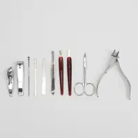 Набор маникюрный &laquo;Вензеля&raquo;, 10 предметов, в футляре, коричневый