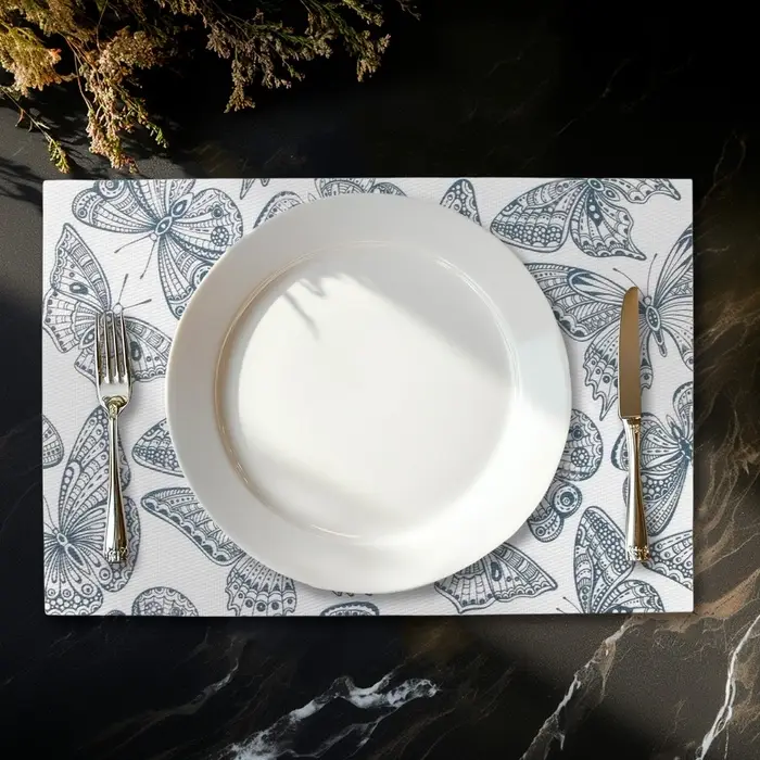 Салфетки сервировочные на стол Доляна &laquo;Бабочки&raquo;, 4 шт., 45&times;30 см, белые