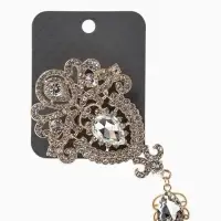 Брошь &laquo;Императрица&raquo;, вензеля, цвет белый в золоте