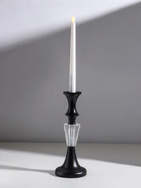 Подсвечник стекло, металл на 1 свечу  Подсвечник стекло, металл на 1 свечу "Кристалл. Классика" чёрный d=5 см 9,5х9,5х24 см