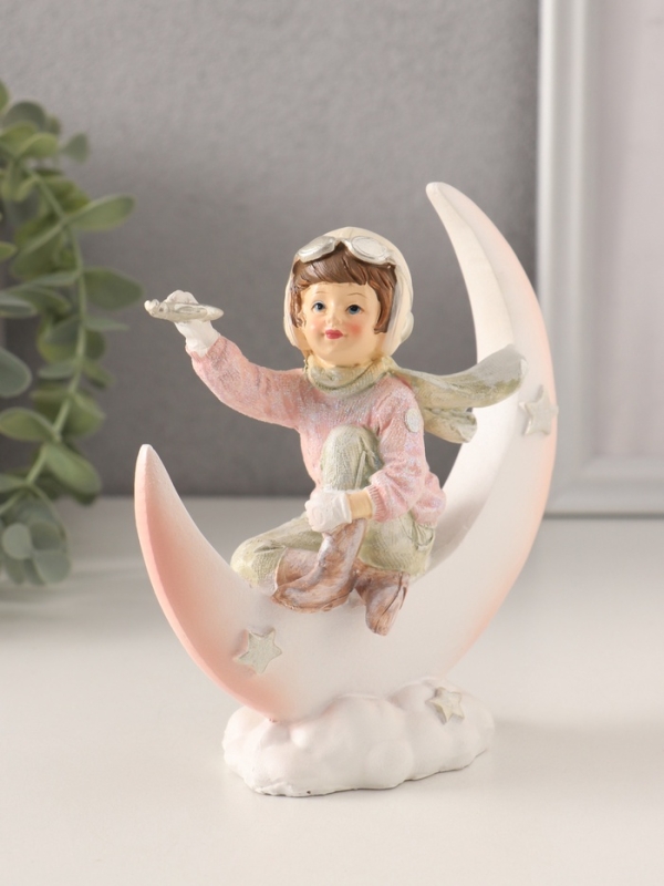 Сувенир полистоун Сувенир полистоун "Малыш-авиатор на месяце" 13х5,5х14 см