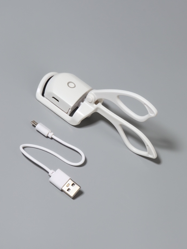 Электрический керлер д/ресниц USB 13*6,5*4,1 см белый к/короб QF Электрический керлер д/ресниц USB 13*6,5*4,1 см белый к/короб QF
