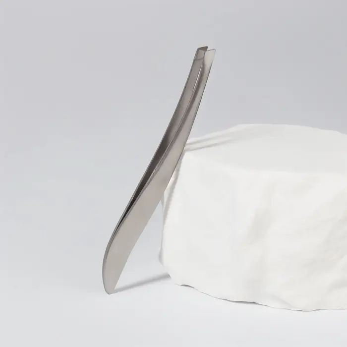 Пинцет для бровей, скошенный, узкий, 9 см