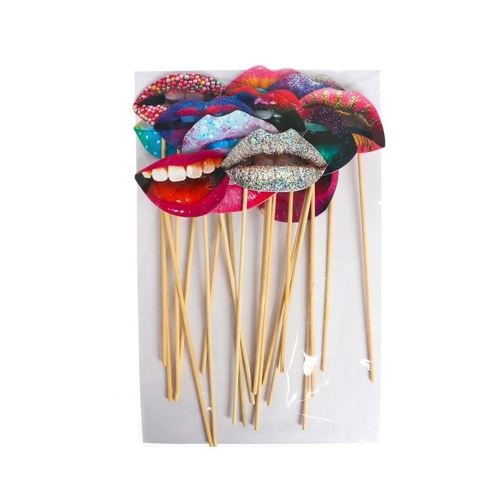 Карнавальный набор для фотосессии «Губы», 20 предметов Карнавальный набор для фотосессии «Губы», 20 предметов