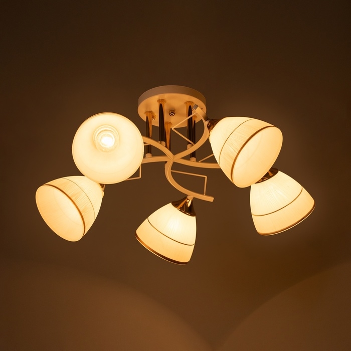 Люстра Люстра "Аделла" 5хЕ27 40Вт бело-золотой 65х65х26 см BayerLux